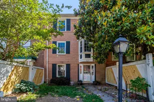8127 Pinelake Ct, Alexandria, VA 22309 - Photo 1