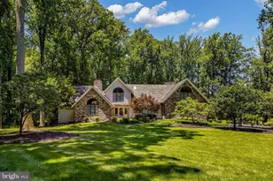 10120 Walker Lake Dr, Great Falls, VA 22066 - Photo 27