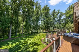 10120 Walker Lake Dr, Great Falls, VA 22066 - Photo 87