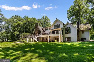 10120 Walker Lake Dr, Great Falls, VA 22066 - Photo 85
