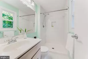 8407 Chillum Ct, Springfield, VA 22153 - Photo 35