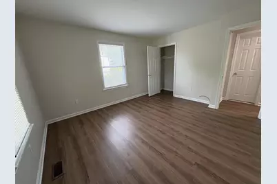 4305 Pleasant Valley Road, Chantilly, VA 20151 - Photo 7