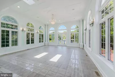 10520 Hunting Crest Lane, Vienna, VA 22182 - Photo 15