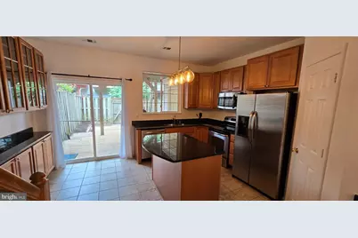 2436 Old Farmhouse Court, Herndon, VA 20171 - Photo 5