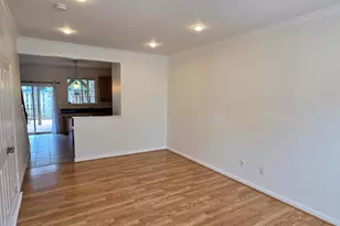 2436 Old Farmhouse Ct, Herndon, VA 20171 - Photo 3