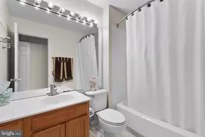 8202 Crossbrook Court #8202C, Lorton, VA 22079 - Photo 17
