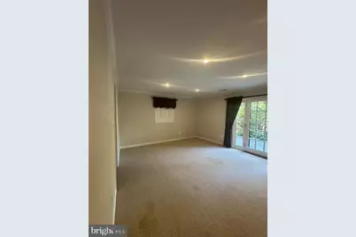 7412 Hallcrest Drive, McLean, VA 22102 - Photo 3