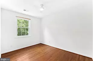 5422 Bromyard Ct, Burke, VA 22015 - Photo 31