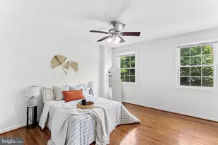 5422 Bromyard Ct, Burke, VA 22015 - Photo 21