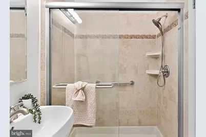 5422 Bromyard Court, Burke, VA 22015 - Photo 27