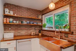 9021 Buckner Rd, Alexandria, VA 22309 - Photo 13