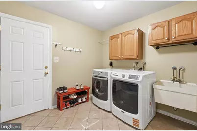 8900 Queen Elizabeth Boulevard, Annandale, VA 22003 - Photo 13