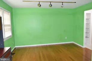4557 King Edward Ct, Annandale, VA 22003 - Photo 13