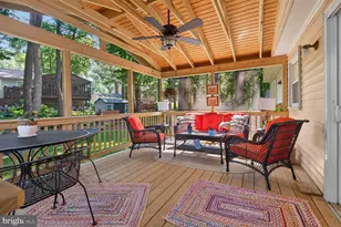 12714 Longleaf Ln, Herndon, VA 20170 - Photo 3