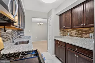 3358 Woodburn Rd, Annandale, VA 22003 - Photo 5
