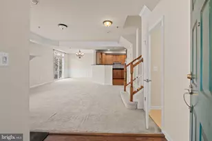 7049 Huntley Run Pl, Alexandria, VA 22306 - Photo 11