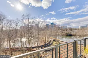 11585 Patriotic Ln, Reston, VA 20190 - Photo 33