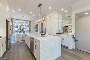 11585 Patriotic Ln, Reston, VA 20190 - Photo 17