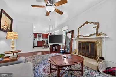 8815 Newport Court, Springfield, VA 22153 - Photo 9