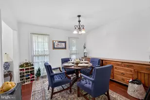 8815 Newport Ct, Springfield, VA 22153 - Photo 7
