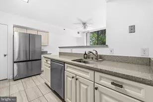 5501 Seminary Rd, Falls Church, VA 22041 - Photo 15