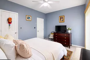 4413 Fair Stone Dr, Fairfax, VA 22033 - Photo 11