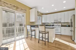 8847 Ashgrove House Ln, Vienna, VA 22182 - Photo 11