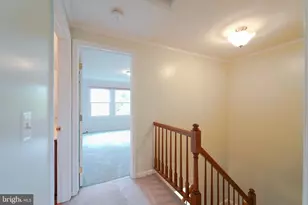 5718 Croatan Ct, Centreville, VA 20120 - Photo 31