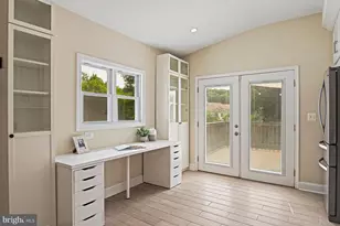 12840 Point Pleasant Dr, Fairfax, VA 22033 - Photo 17