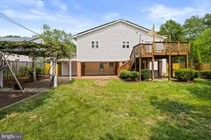 12840 Point Pleasant Dr, Fairfax, VA 22033 - Photo 57