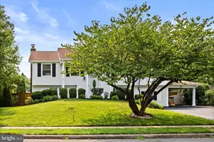 12840 Point Pleasant Dr, Fairfax, VA 22033 - Photo 5