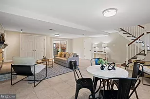 12840 Point Pleasant Dr, Fairfax, VA 22033 - Photo 35
