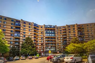 8360 Greensboro Dr, McLean, VA 22102 - Photo 7