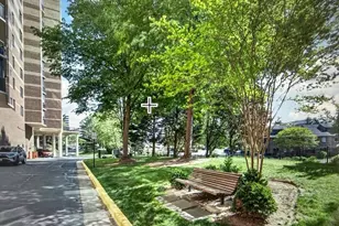 8360 Greensboro Dr, McLean, VA 22102 - Photo 5