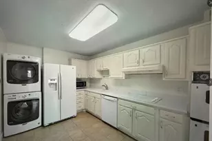 8360 Greensboro Dr, McLean, VA 22102 - Photo 13