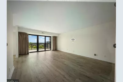 8360 Greensboro Drive #926, McLean, VA 22102 - Photo 9
