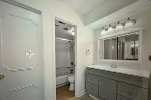 8360 Greensboro Dr, McLean, VA 22102 - Photo 17