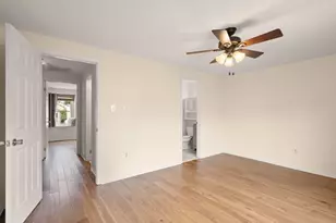 14562 Truro Parish Ct, Centreville, VA 20120 - Photo 17