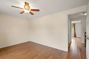 14562 Truro Parish Ct, Centreville, VA 20120 - Photo 21