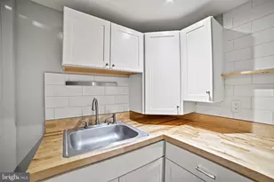 9328 Humphries Dr, Burke, VA 22015 - Photo 17