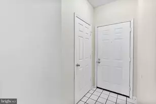 14317 Climbing Rose Way, Centreville, VA 20121 - Photo 5