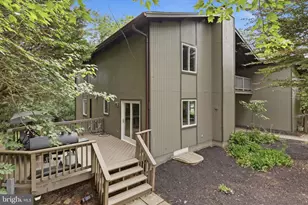 2721 Berryland Dr, Oakton, VA 22124 - Photo 35