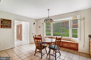 12104 Vale Rd, Oakton, VA 22124 - Photo 13