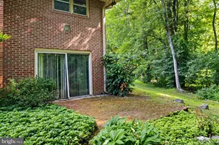 12104 Vale Rd, Oakton, VA 22124 - Photo 5