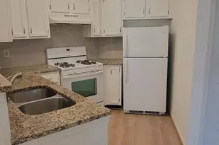 4401 Sedgehurst Dr, Fairfax, VA 22033 - Photo 5