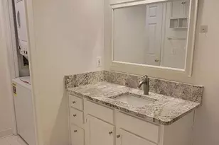 4401 Sedgehurst Dr, Fairfax, VA 22033 - Photo 11