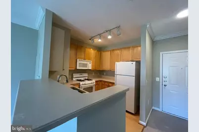 9480 Virginia Center Boulevard #426, Vienna, VA 22181 - Photo 3