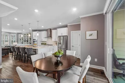 110 Market Square NW #24, Vienna, VA 22180 - Photo 15
