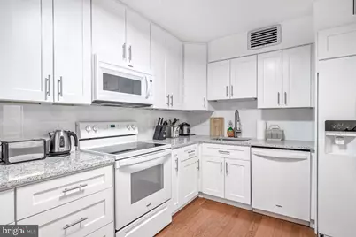 1800 Old Meadow Road #904, McLean, VA 22102 - Photo 7