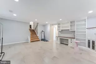 11621 Sourwood Ln, Reston, VA 20191 - Photo 21